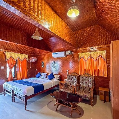Sajeev Home Stay Cherai Beach Kamer foto