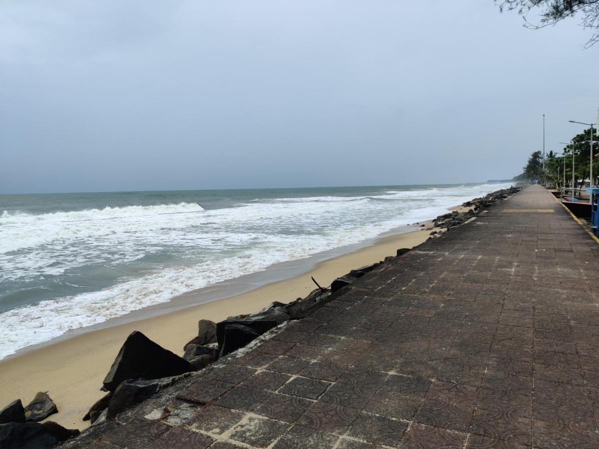 Sajeev Home Stay Cherai Beach Buitenkant foto
