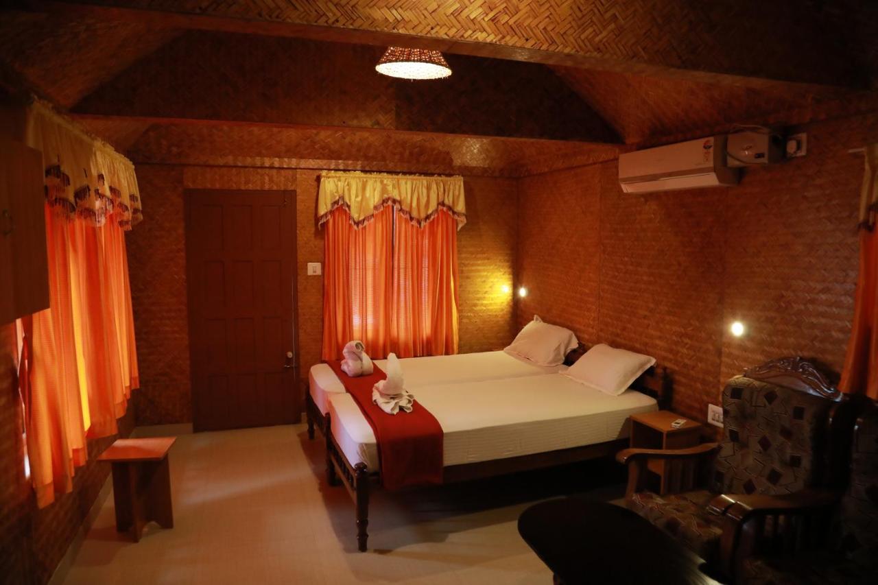 Sajeev Home Stay Cherai Beach Buitenkant foto