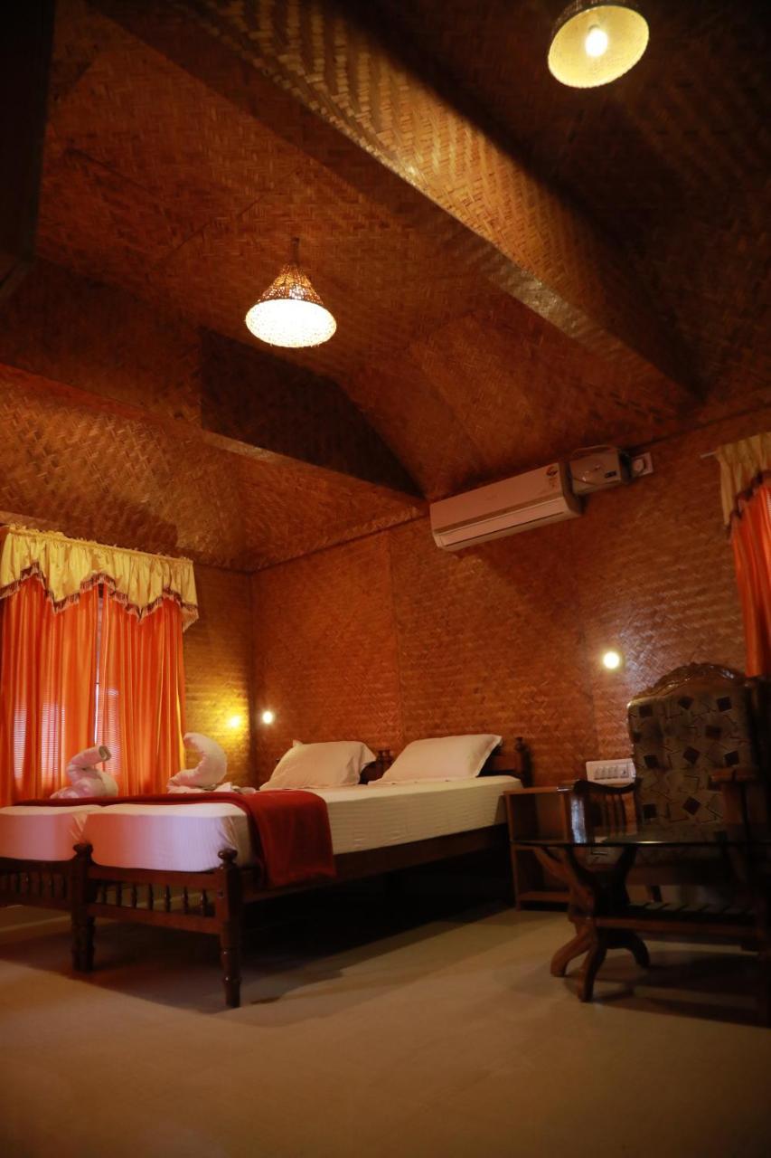 Sajeev Home Stay Cherai Beach Buitenkant foto